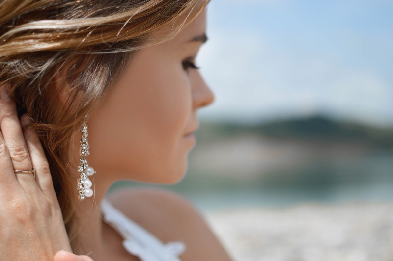 the-trend-of-oxidized-earrings-among-women-6437eaeace11e.jpg